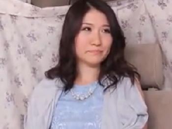 取材だと騙された素人熟女人妻が初対面男に股間の穴に直接射精されて否応なく絶頂地獄