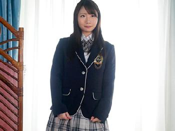 18歳美少女のドキドキ膣射性交