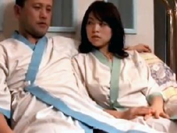 同窓会で再会した絶倫男と何度も何度もヤリ狂う性的行為への欲求が旺盛な巨乳人妻