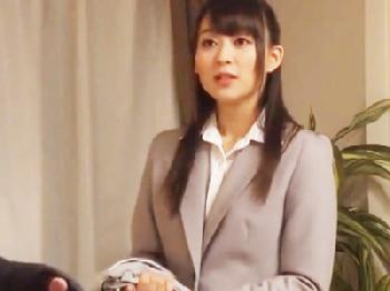 ハーフ系ギャルが素人男性狩りして野外露出性交