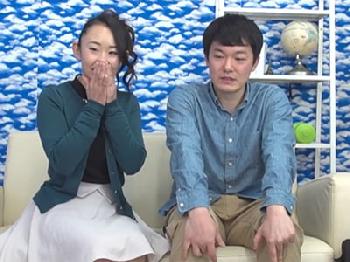 提示された金額に目がくらんで母息子でプレイに興じてしまい→撮影完了