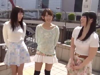 美少女たちが二手に分かれて逆ナンパSEX対決