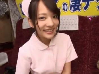 肉棒が少しずつ侵入してくるだけで痙攣絶頂する50代の中年女性