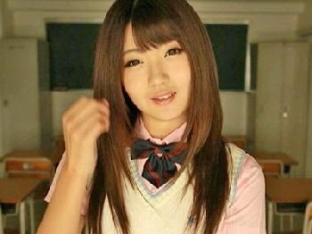 未成年が好きな男性に贈る!!顔に似合わない色情狂淫語で責めまくる女子校生!!