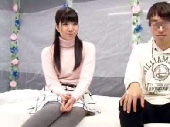 彼氏持ち素人女子大生がお金のために友人と避妊具なしの性行為