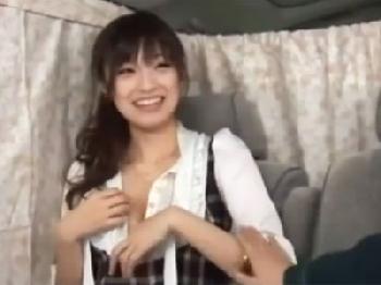 とても綺麗な人妻が騙されてコンドーム未装着の膣射性交