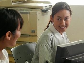 人妻ナースが患者ペニスで逆診療!!