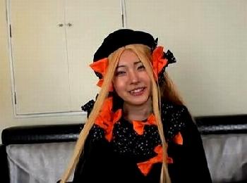 まだ顔にあどけなさが残る美少女コスプレイヤーとハメ撮り