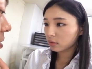 人助けエロ企画と偽ってナンパしたお姉さんがお悩み男子の悩み解決