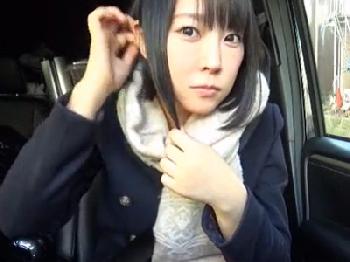 巨大な乳房を激しく揺らして喘ぐ巨乳娘と旅館でしっぽりハメ撮り