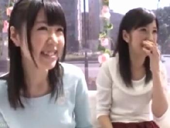 賞金のために友人の目の前で公開SEXする素人