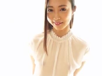 局アナのスレンダー美女とのハメ主観撮り→さすがにいい声で啼きますW