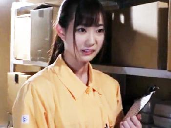 バイト先の店長に一晩中犯されて寝取られ子宮へ直接射精された若妻