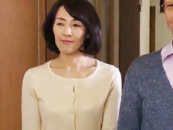 国宝級レベルの巨乳!!極上な巨乳娘とラブホテルで1日中ブッ込み倒し