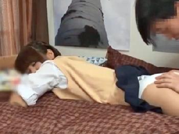 パンモロ桃尻で挑発してくるショートヘア女子校生に中出し成功!!