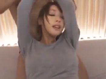 スレンダーお姉さんと汗だくハード性交