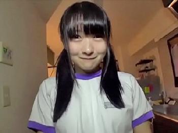 まだあどけないミニマム系の美少女女子校生のまさかの援交ハメ撮り