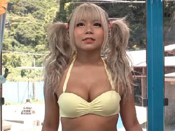 無料マッサージだと言葉巧みに騙して連れ込んだギャル娘を遠慮なくアグレッシブSEX