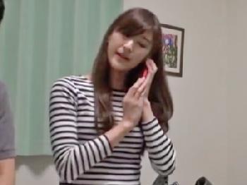 いちゃつきながらSEXを楽しむ巨乳アイドル