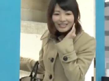 エロに対して貪欲すぎる巨乳コスプレギャルが痙攣絶頂のアナルSEX