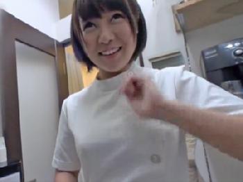 鍼灸院でバイトするリアル女子大生に急遽直撃し店内SEX