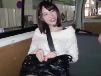 表参道カフェの看板娘→童顔に似合わぬ爆乳揺らしてハメ撮り!!