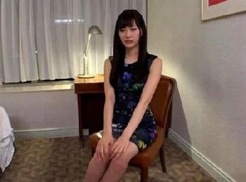 緊張してる顔もエロ可愛い絶品美女!!頭の先からつま先まで非の打ちどころのない牝とディープ性交