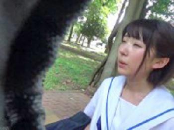 刑事を装って女子校生に近づいて性的暴行する男