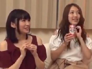 不細工男子子を官能的に誘いペニスを求める美女達W