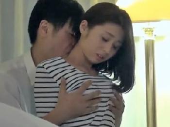 浮気願望若妻とホテル性交で顔面射精