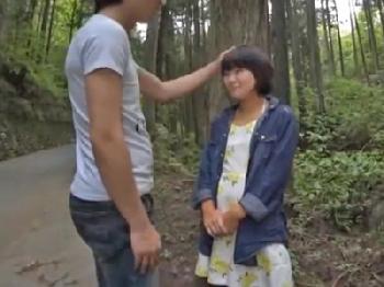 田舎のータ娘とプールやホテルや参道で膣射性交