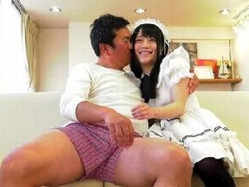 キュートなメイドがいちゃつきながら喉奥主観口内性交で抜いてくれる快感