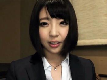 谷間チラで色仕掛けしてくる色情狂女性会社員に処罰交尾でスペルマ孕ませ射精