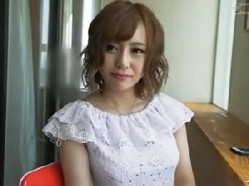 現役女子大生を言葉巧みに騙して避妊具なしの性行為