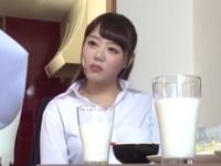 母の再婚相手の娘の3姉妹が全員痴女→連れ子の僕は毎日精子を搾り取られた