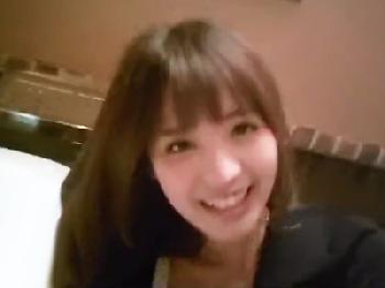 可憐なAV女優がプライベートでみせたデレデレハメ撮りを裏切りの一般発売