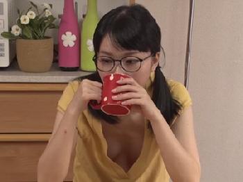 胸元ゆるゆる…男に警官心がない妹をしっかり調教して肉親禁忌交尾