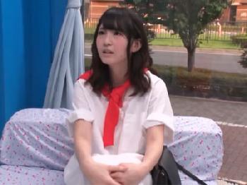 清楚系な素人娘が哀れなおまんこ未経験男を止むを得ず奉仕抜き