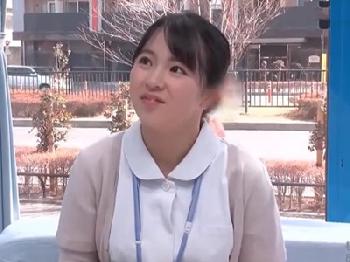 お昼休みのナースさんを説得しマジックミラー号へ→困ってる他人を優しく包み込んでくれます