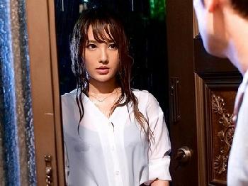 台風シーズン真っただ中!!ズブ濡れで自宅にきた幼なじみを死ぬほど寝取り性交
