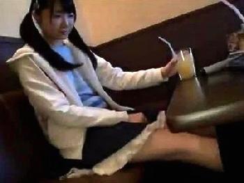 こんな1〇歳童顔娘が本当にいいんですか!?まだまだ発育途中の貧乳少女が苦しそうな絶頂