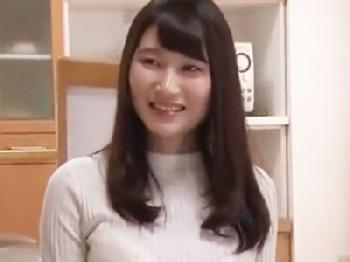 友人の綺麗な主婦のシャワーオナニーを覗いていたら避妊具なしで挿入させてもらえる神展開にW