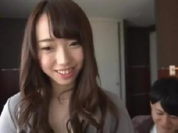 戸田恵梨香似の神美少女が彼氏いるのに3人性交