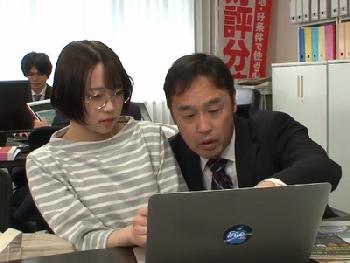 華奢なボディの女の子をハードピストン!!大量潮噴射で快楽頂点に達する膣射性交