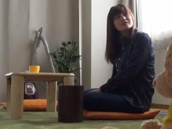 清楚なお姉さんとの愛情あふるるプレイでスペルマ爆射発射