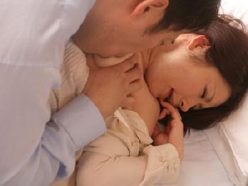 音信不通だった義兄に中出し性暴行される巨乳人妻