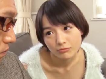 肉棒を欲しがり近親性交へ誘導する娘と義父の舐め合いゴムなし挿入子作り