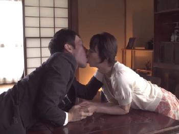 お互いにダメとは承知しているが求めるしかなった母子の愛のカタチ