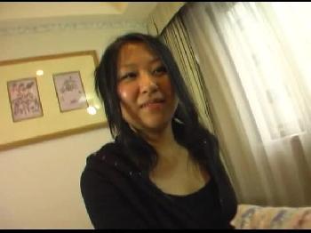 女陰へ直射精できる尻軽ギャルを数珠繋ぎで膣内射精!!