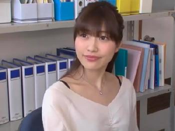 アイドル級に魅力的な巨乳美少女が恥じらう初々しいセックス!!